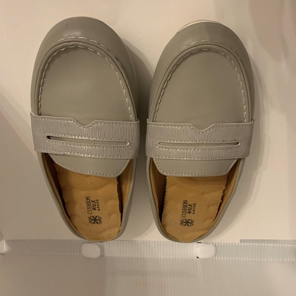 Espadrilles - Picture 2 of 3